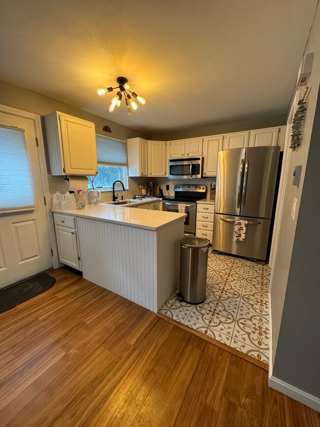 property at 3 Greenfield Dr