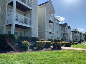 Riverfront in Mount Holly, NC - Building Photo - Building Photo