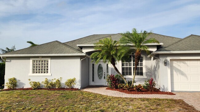 5610 NW North Crisona Cir in Port St. Lucie, FL - Building Photo - Building Photo