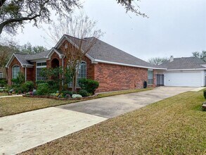 3507 Shadow Bluff Ct in Houston, TX - Building Photo - Building Photo