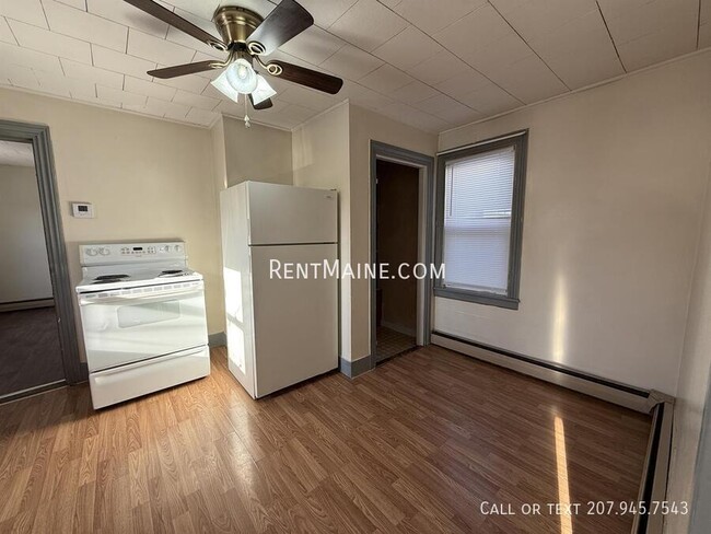 600 S Main St in Brewer, ME - Building Photo - Building Photo