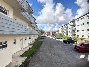 13215 NE 6th Ave in North Miami, FL - Building Photo - Building Photo