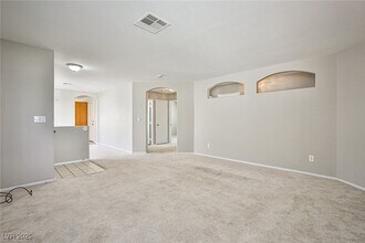 1070 Canoga Peak Ave in Las Vegas, NV - Building Photo - Building Photo