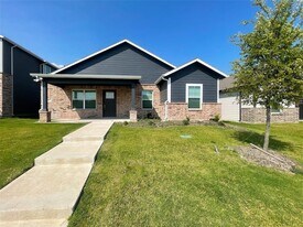 4017 Dayton Dr in Forney, TX - Building Photo