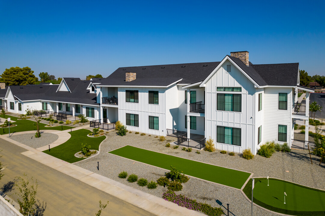 American Groves in Gilbert, AZ - Building Photo