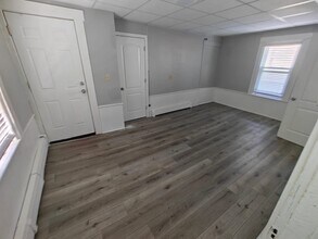 27 Vine St in Haverhill, MA - Building Photo - Building Photo