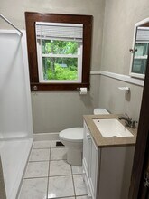 1909 2nd Ave SW in Hickory, NC - Building Photo - Building Photo