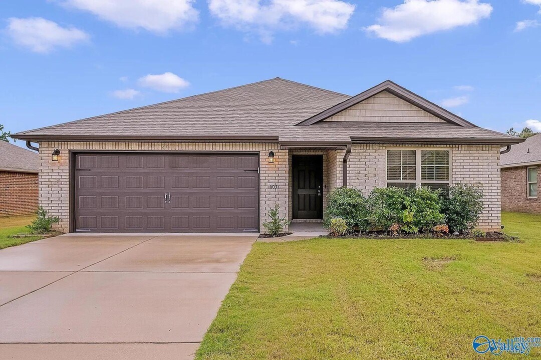 603 Annabelle Ln NW in Madison, AL - Building Photo