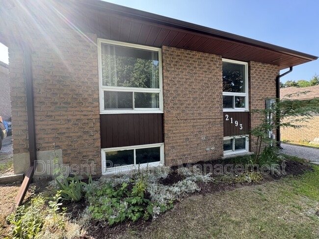 property at 2193 Springwood Rd