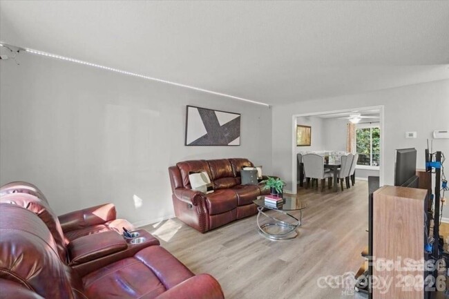 2009 Stoney Point Ln in Charlotte, NC - Building Photo - Building Photo