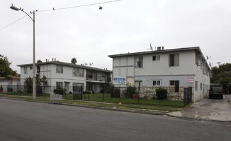 1138-1142 N Mayfair Ave in Anaheim, CA - Building Photo
