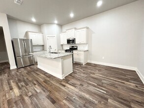 5512 122nd Street in Lubbock, TX - Building Photo - Building Photo