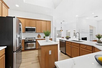 7835 Stone Oak Ct in Houston, TX - Building Photo - Building Photo