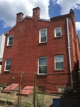 Fourplex + 8-car Detached Garage in Bloomfiel in Pittsburgh, PA - Building Photo - Building Photo