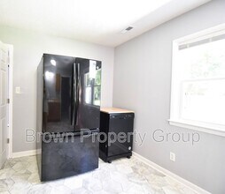 7546 Southgate Rd in Fayetteville, NC - Building Photo - Building Photo