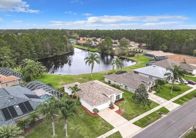 1062 Crystal Creek Dr in Port Orange, FL - Building Photo - Building Photo