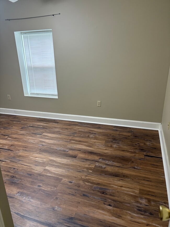 16033 Steinman Rd, Unit 3 in Abingdon, VA - Building Photo - Building Photo