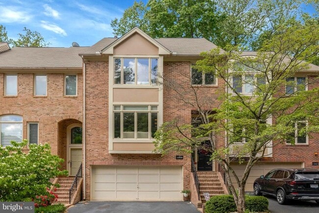 property at 11509 Hemingway Dr