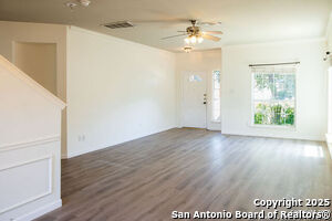 4303 Enfield Bluff in San Antonio, TX - Building Photo - Building Photo
