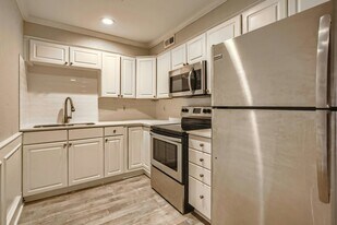 2004 Dunsford Terrace in Jacksonville, FL - Building Photo