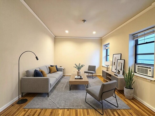 142 E 35th St in New York, NY - Building Photo - Building Photo