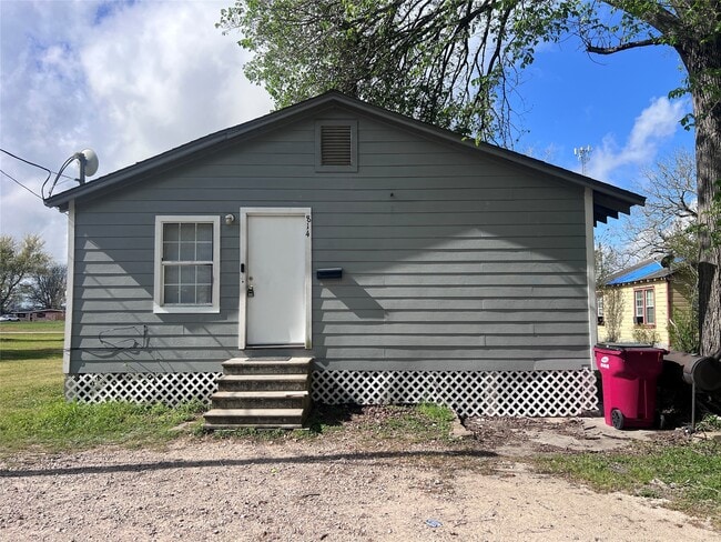 property at 814 Sun St