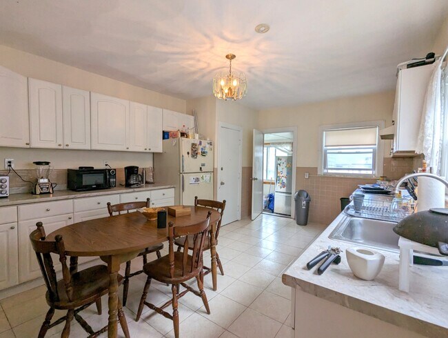 35 Pearson Rd in Somerville, MA - Foto de edificio - Building Photo