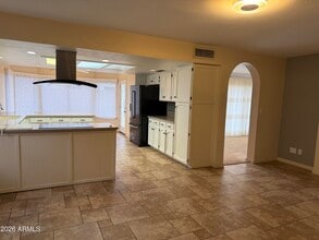 7126 W Sunnyslope Ln in Peoria, AZ - Building Photo - Building Photo