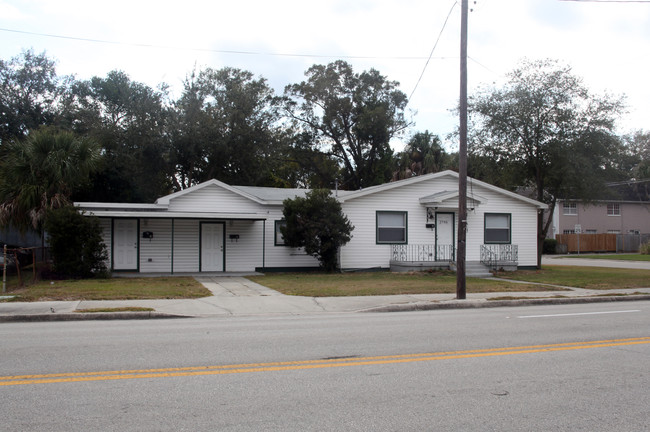 2706 W Azeele St in Tampa, FL - Building Photo - Building Photo