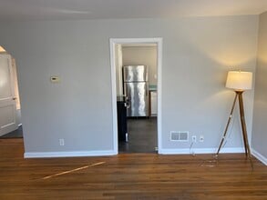 5626 Leumas Rd in Cincinnati, OH - Foto de edificio - Building Photo