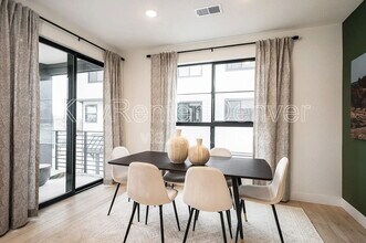 2028 S Holly St in Denver, CO - Building Photo - Building Photo
