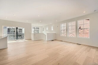2058 S Haleyville Wy in Aurora, CO - Building Photo - Building Photo