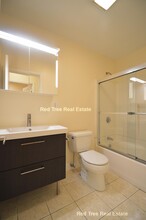 1803 Beacon St, Unit 3 in Brookline, MA - Building Photo - Building Photo