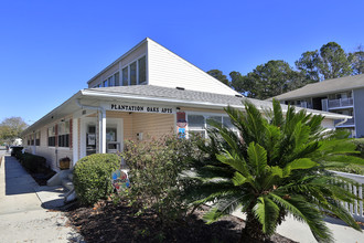 Plantation Oaks in Savannah, GA - Foto de edificio - Building Photo