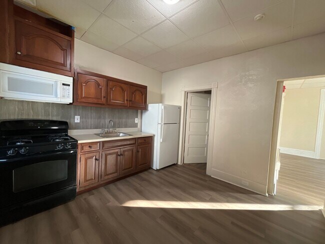 1225 Lehigh St in Easton, PA - Foto de edificio - Building Photo