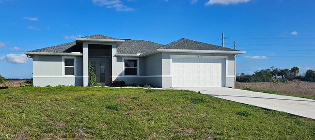 578 David Cir in La Belle, FL - Building Photo - Building Photo