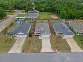 3186 Maple St in Crestview, FL - Building Photo - Building Photo
