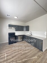 908 NW 95th St in Oklahoma City, OK - Building Photo - Building Photo