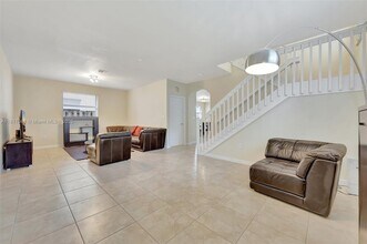 363 NE 25th Terrace in Homestead, FL - Building Photo - Building Photo