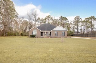 1613 Hucknall Pl in Statesboro, GA - Building Photo