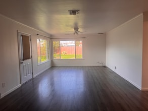 2321-2321 Pamela Ln, Unit 2321 in Sacramento, CA - Foto de edificio - Building Photo