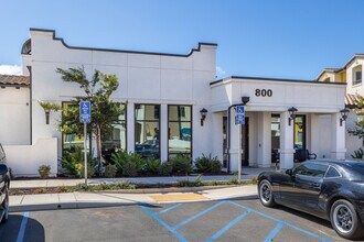 Centennial Gardens in Santa Maria, CA - Foto de edificio - Building Photo
