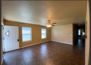 221 Carrigan Rd in Elkins, AR - Building Photo - Building Photo