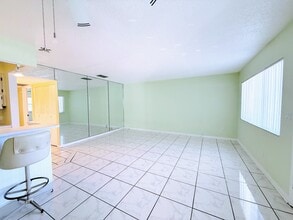 1235 S Highland Ave in Clearwater, FL - Building Photo - Building Photo
