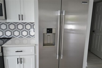 1651 Sand Key Estates Ct in Clearwater, FL - Building Photo - Building Photo
