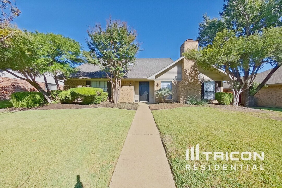 4529 Atlanta Dr in Plano, TX - Foto de edificio