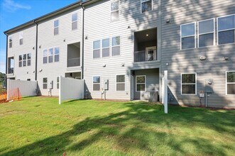 10536 Pleasant Br Dr in Raleigh, NC - Building Photo - Building Photo