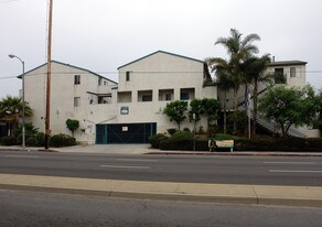 Vermont Avenue Apartments in Gardena, CA - Building Photo