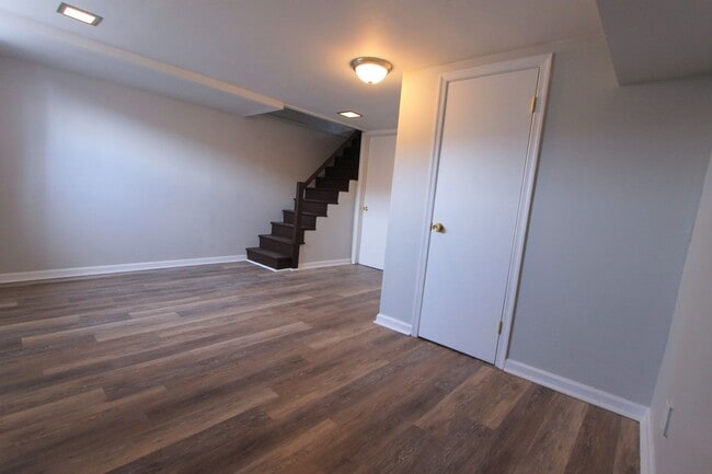 8613 Gilbert St in Philadelphia, PA - Building Photo - Building Photo