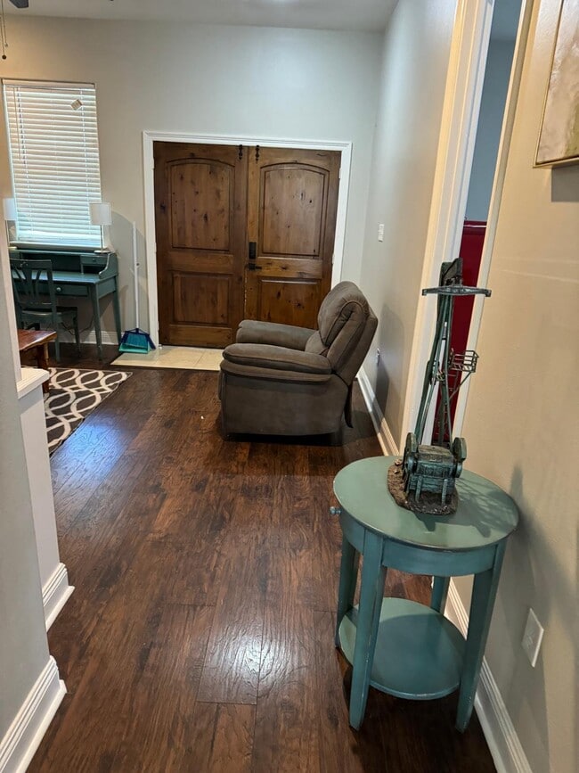 4261 Carlene St in Orange, TX - Foto de edificio - Building Photo